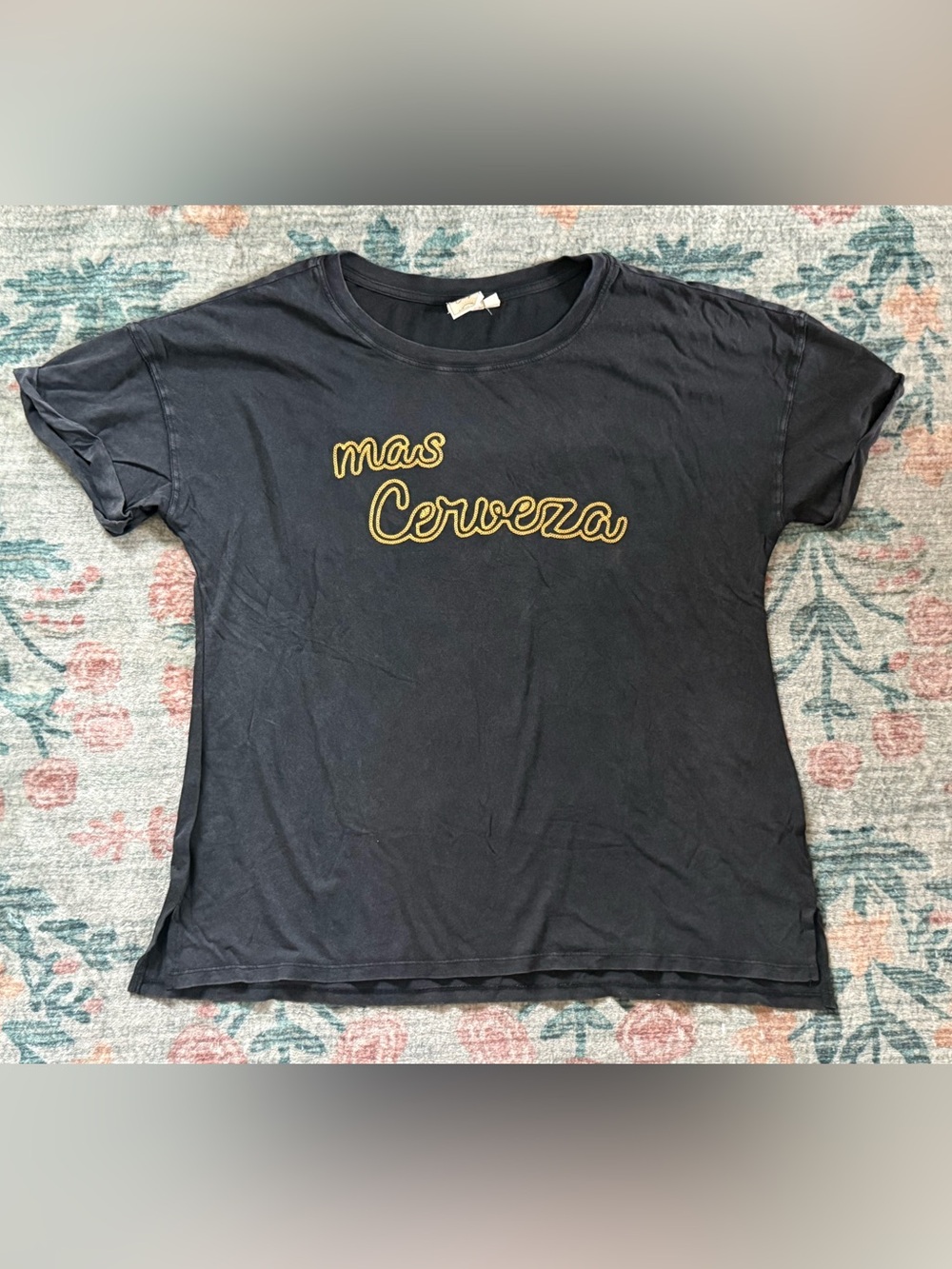 White Crow Mas Cervezas Black Embroidered Tshirt XL